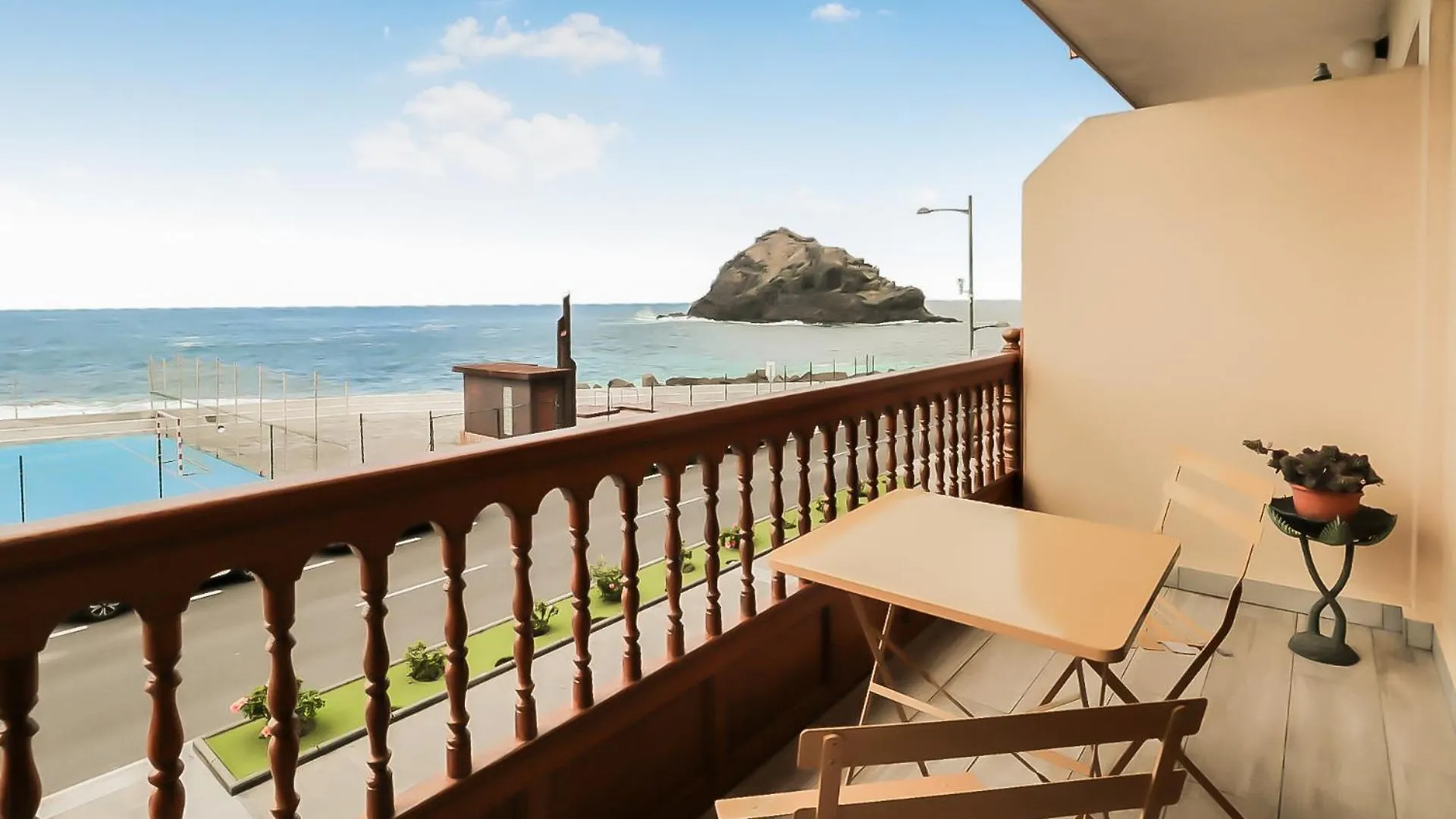 Garachico Oceanline Modernity Apartment  Garachico (Tenerife)